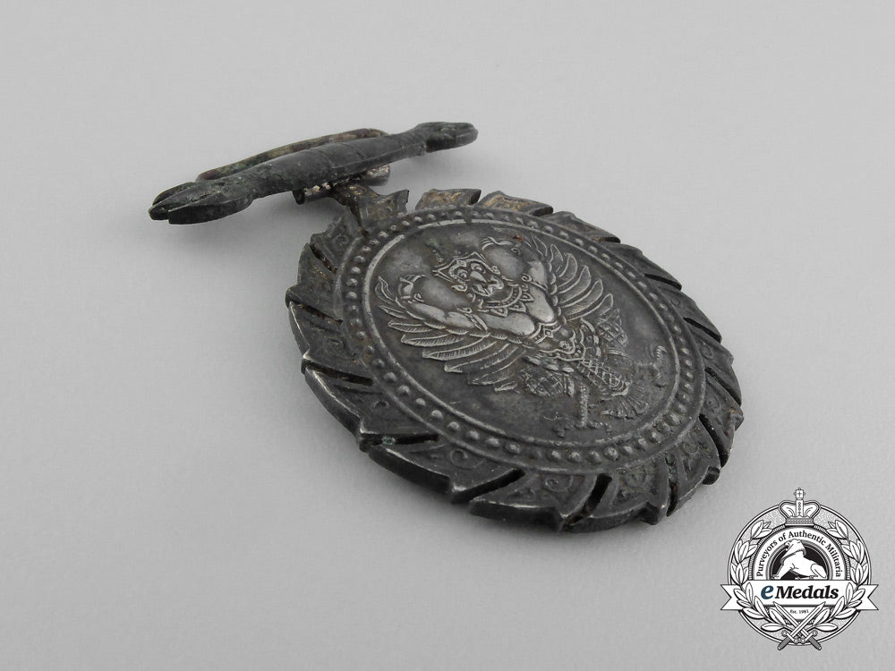 a_thai_order_of_the_white_elephant;_officer’s_badge_dscf1910_2_