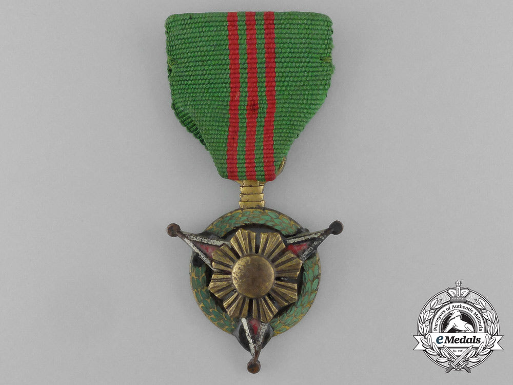 a_filipino_military_merit_medal_for_service_against_the_enemy_dscf1916_2_