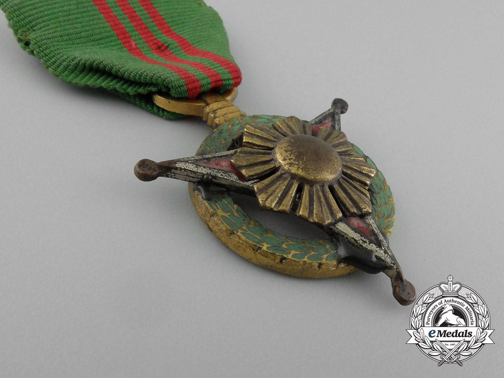 a_filipino_military_merit_medal_for_service_against_the_enemy_dscf1922_2_