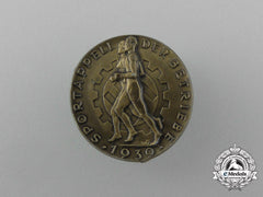 A 1939 Sports Event From The Factories