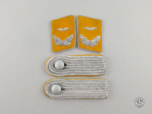 a_set_of_luftwaffe_flight_lieutenant_rank_shoulder_boards&_collar_tabs_dscf2913