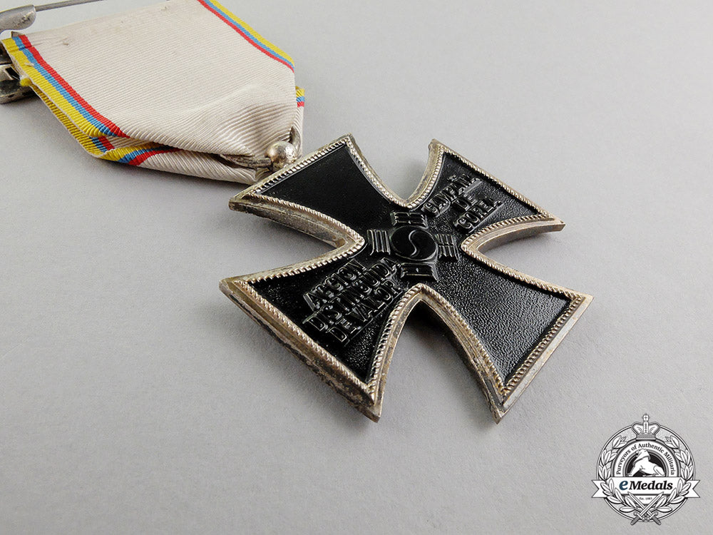 colombia._an_iron_cross(_cruz_de_hierro)_for_korea_dscf4369