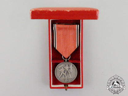 germany,_third_reich._an_austria_anschluss_commemorative_medal_in_its_case_of_issue_dscf5160
