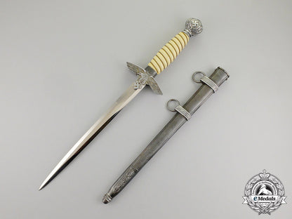 germany._a_luftwaffe_dagger_with_its_matching_dagger_hanger_dscf5483