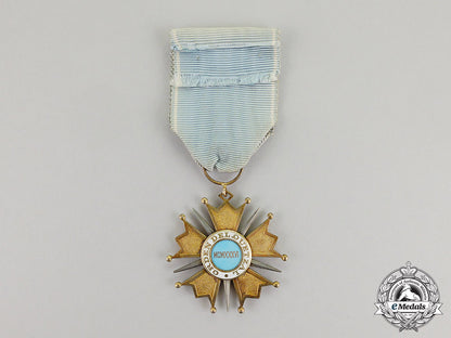 guatemala._an_order_of_the_quetzal,5_th_class,_knight,_type_i(1936-1941)_dscf5576