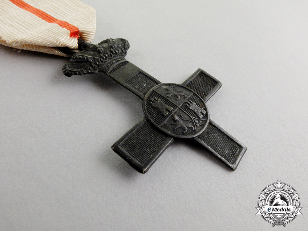 spain._an_order_of_military_merit,_silver_cross_with_white_distinction,_type_ii(1868-1871)_dscf5714
