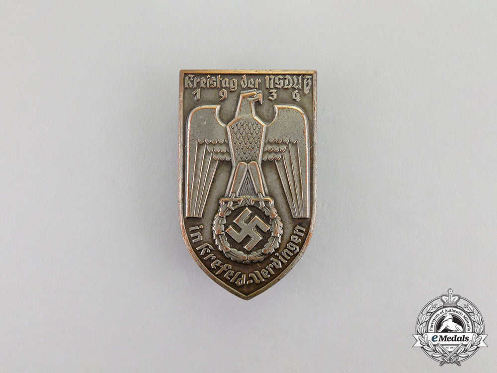 germany._a1936_nsdap_kresfeld-ürdingen_district_council_day_badge_dscf6228