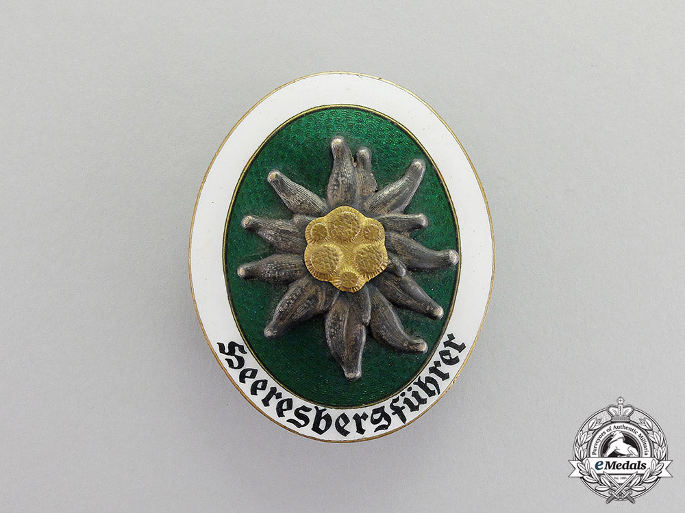 germany._a_scarce_wehrmacht_alpine_leader_badge_by_deschler_dscf6515