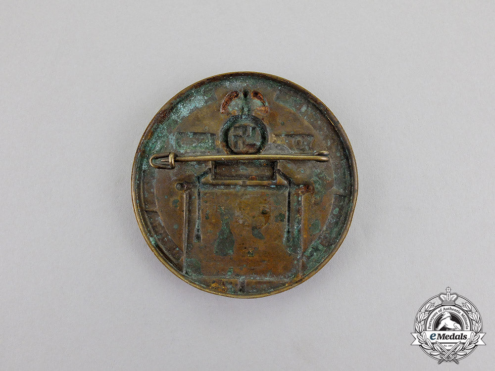 germany._a193610-_year_anniversary_of_the_reich_party_day_in_weimar_badge_dscf7006