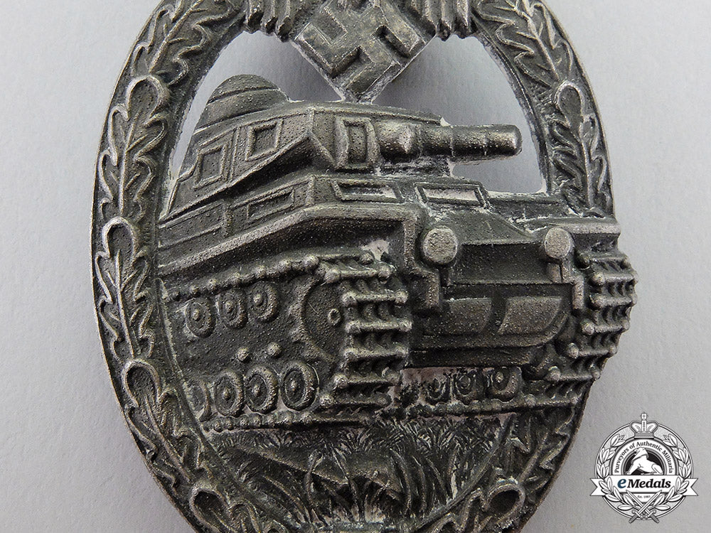 germany._a_silver_grade_tank_badge_by_a.d_schwert_of_stuttgart_dscf7233