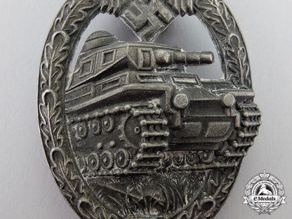 germany._a_silver_grade_tank_badge_by_a.d_schwert_of_stuttgart_dscf7233