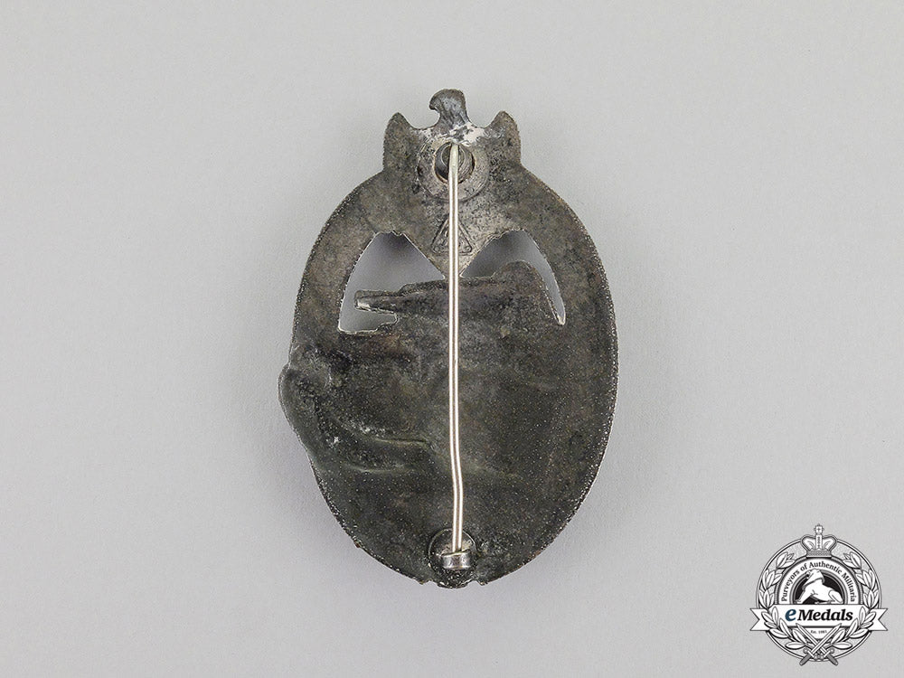 germany._a_silver_grade_tank_badge_by_a.d_schwert_of_stuttgart_dscf7234