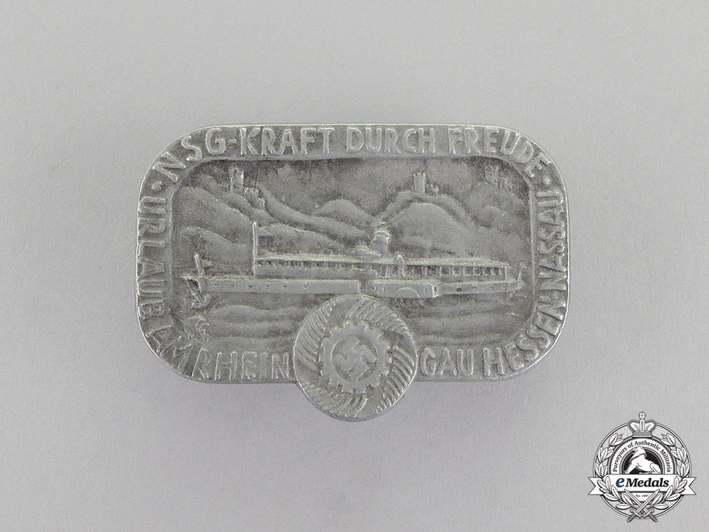 germany._a_third_reich_period_kdf_hessen-_nassau_region_vacation_on_the_rhein_badge_dscf7601