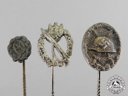 germany._three_miniature_stick_pins_dscf9221
