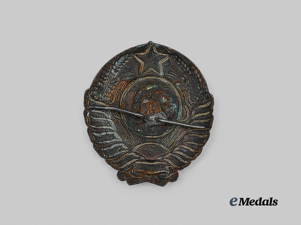russia,_soviet_union._a_workers'_and_peasants'_militia_sleeve_badge_e_medals__e_u24585_3