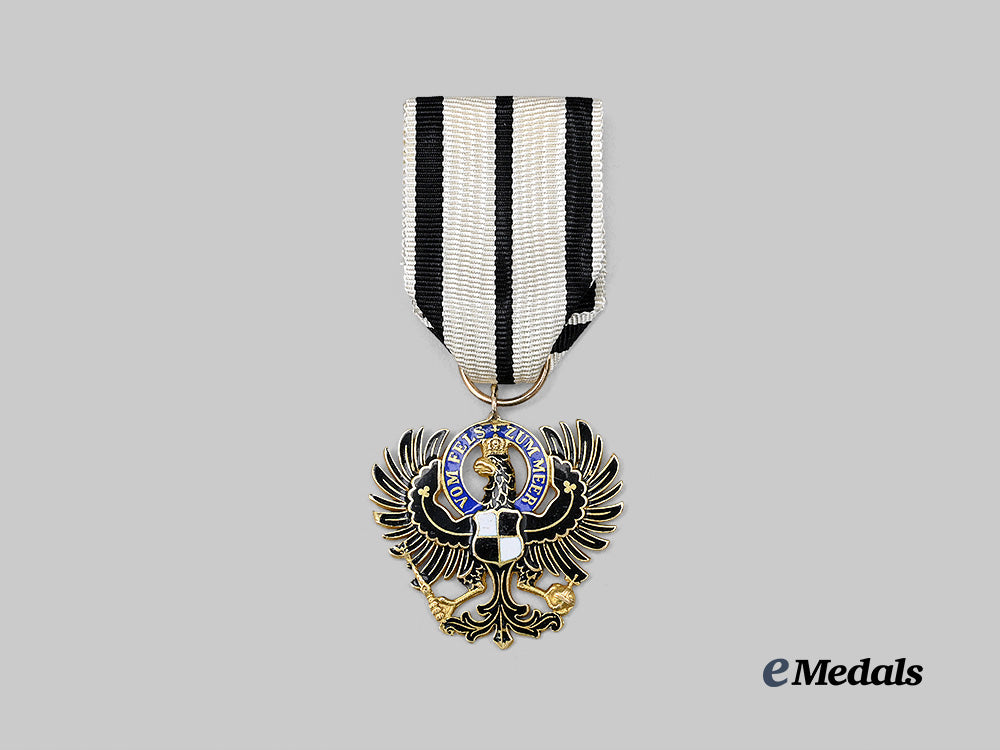 prussia,_kingdom._a_royal_house_order_of_hohenzollern,_knight’s_eagle_in_gold_e_medals__g62605_2