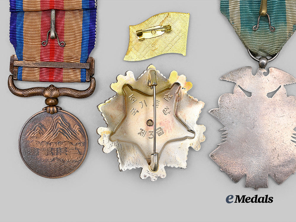 japan,_empire._a_mixed_lot_of_orders_and_medals_e_medals__m0625-129_10