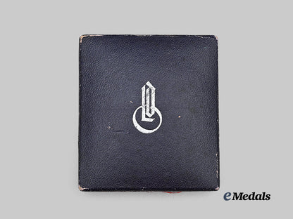 germany,_third_reich._a_fire_brigade_honour_award,_i_i_class_with_period_case,_by_glaser&_sohn_e_medals__g62882_2