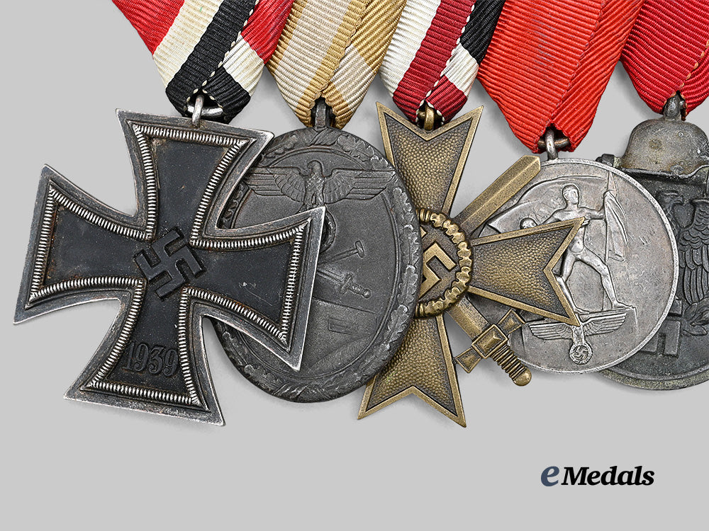 germany,_wehrmacht._a_combatant’s_medal_bar_for_bravery_and_long_service,_mounted_in_austrian_style_e_medals__g62691_3