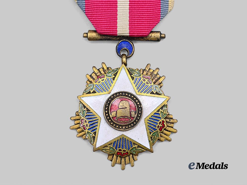 south_korea,_republic._an_order_of_civil_merit,_i_i_i_class_medal,1952_e_medals_0000_2