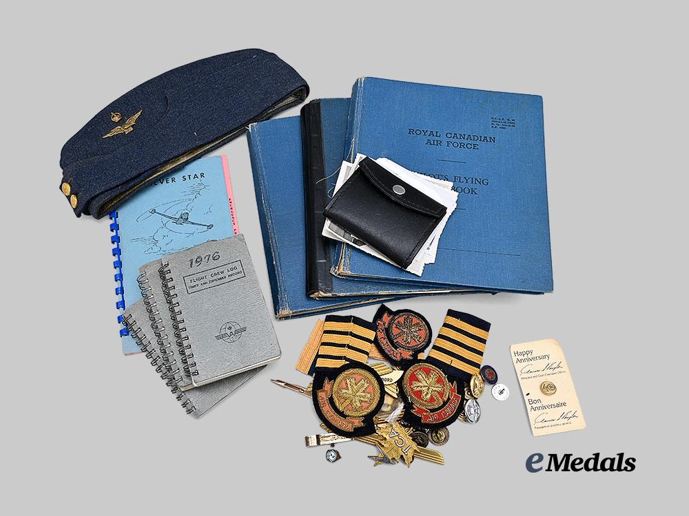 canada,_commonwealth._an_early_logbook_group_to422_squadron,_f-86&_shooting_star_pilot_e_medals__c7158_2