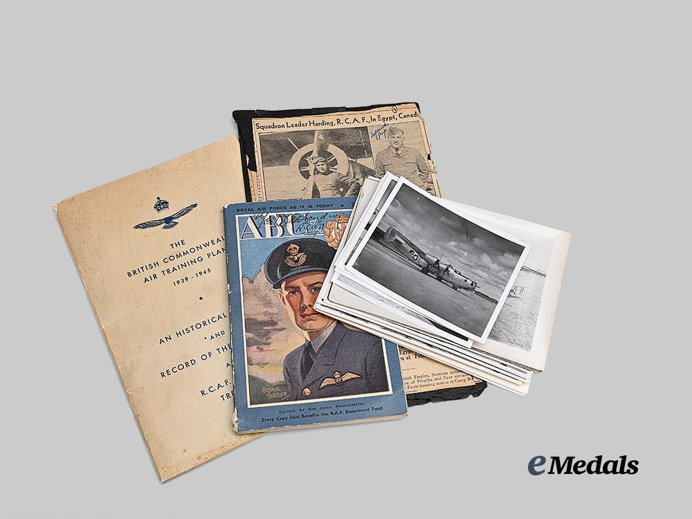 canada,_commonwealth._a_lot_of_r_c_a_f_black_and_white_photos_to_wing_commander_david_allen_harding,_r_c_a_f,_a_famed_canadian_aviator_e_medals__c7183_2