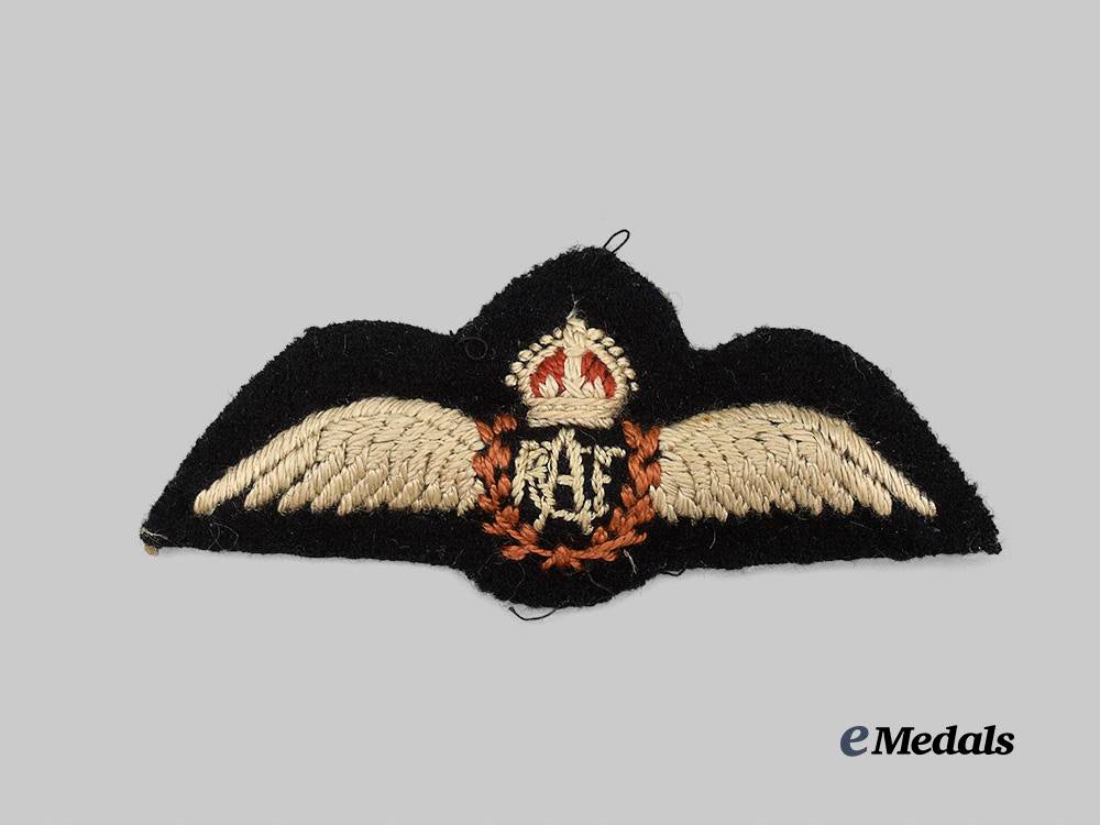 canada,_commonwealth._an_r_c_a_f_second_war_wing,_reduced_size_e_medals__c7203_2