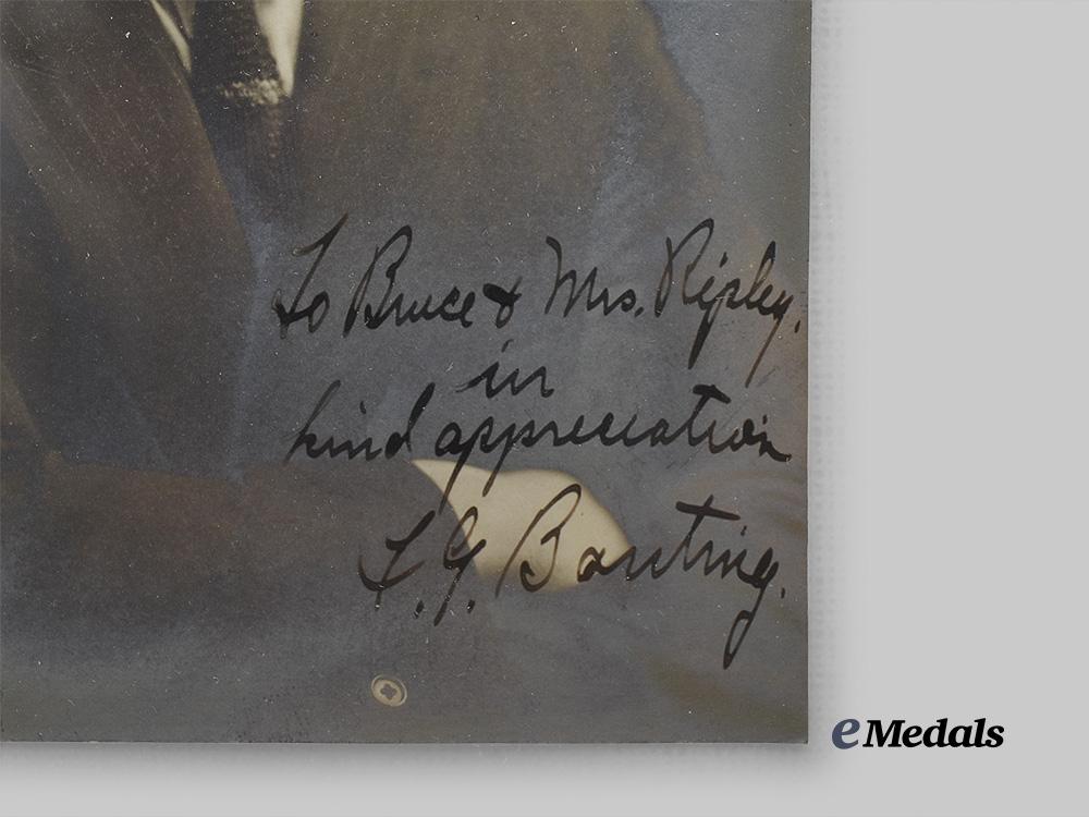 canada,_commonwealth._a_framed_and_signed_photo_of_sir_frederick_banting,_with_r_c_a_m_c_insignia_e_medals__c7225_5