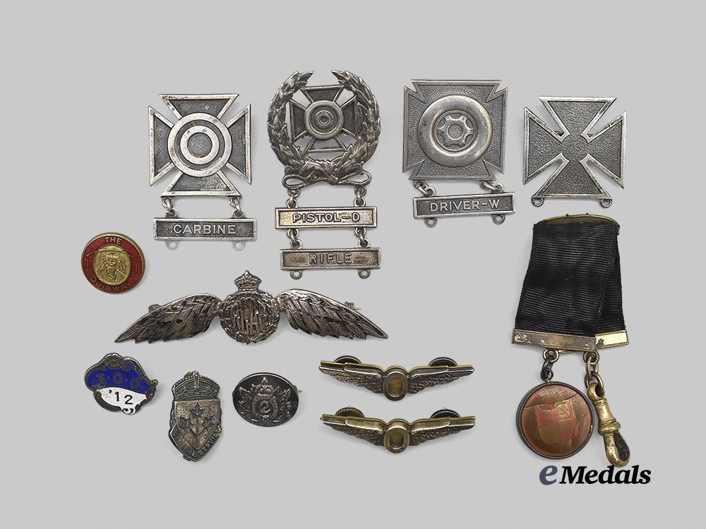 canada,_commonwealth._a_mixed_lot_of_insignia_e_medals__c7234_1
