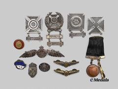 Canada, Commonwealth. A Mixed Lot of Insignia