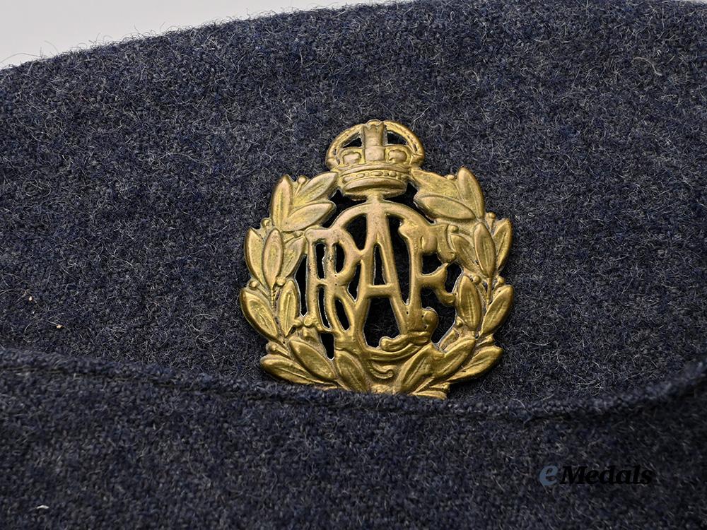 canada,_commonwealth._a_royal_canadian_air_force_side_cap_e_medals__c7244_7