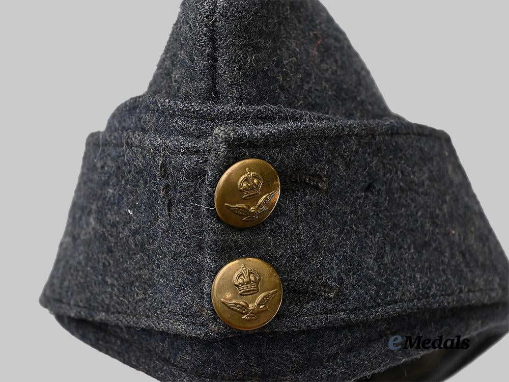 canada,_commonwealth._a_royal_canadian_air_force_side_cap_e_medals__c7245_6
