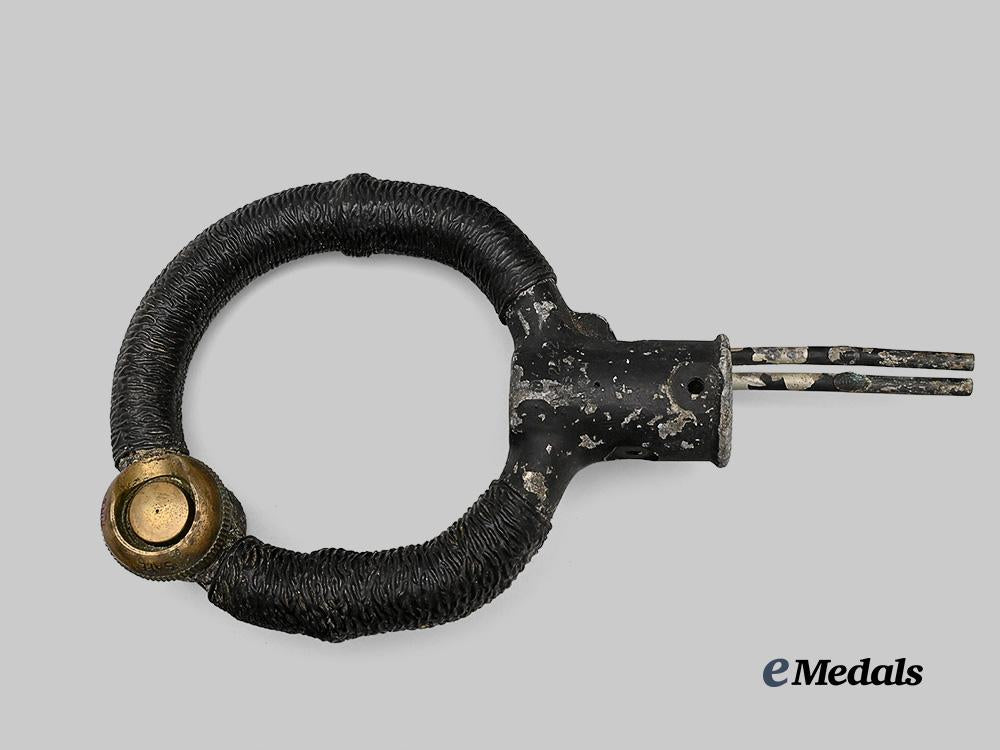 canada,_commonwealth._an_r_c_a_f_harvard_mk_i_and_i_i_spade_grip_e_medals__c7247_3