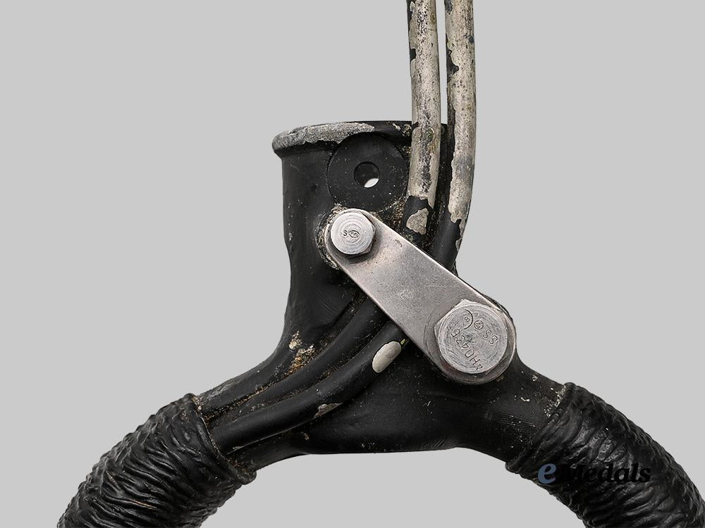 canada,_commonwealth._an_r_c_a_f_harvard_mk_i_and_i_i_spade_grip_e_medals__c7247_4