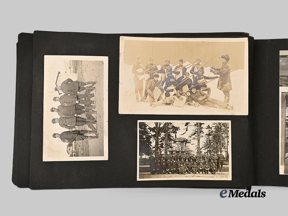 canada,_c_e_f._a_first_war_photo_album_on_no.4_school_of_military_aeronautics_e_medals__c7250_17