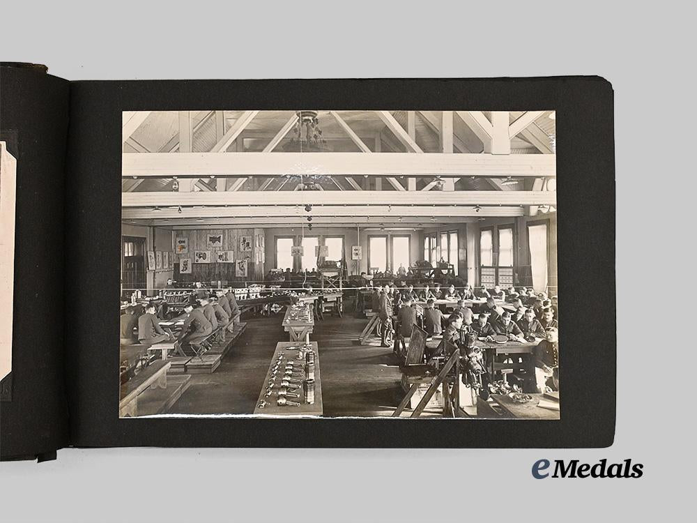 canada,_c_e_f._a_first_war_photo_album_on_no.4_school_of_military_aeronautics_e_medals__c7250_20