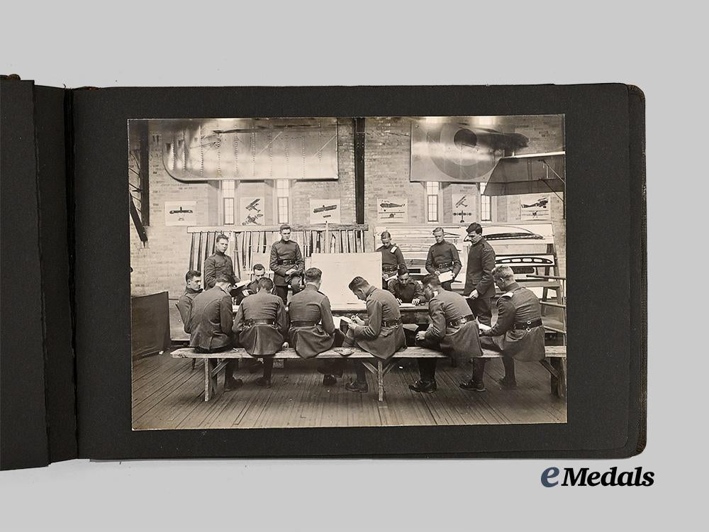 canada,_c_e_f._a_first_war_photo_album_on_no.4_school_of_military_aeronautics_e_medals__c7250_24