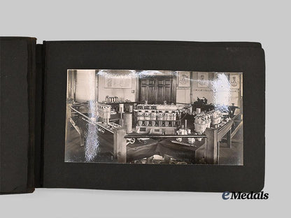 canada,_c_e_f._a_first_war_photo_album_on_no.4_school_of_military_aeronautics_e_medals__c7250_6