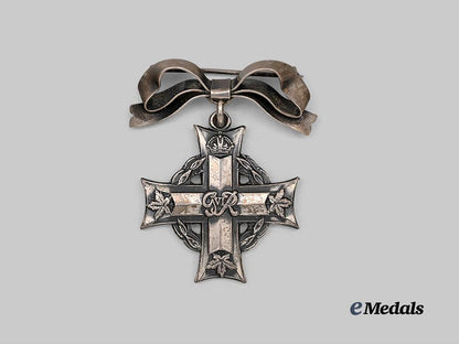 canada,_commonwealth._a_second_war_memorial_cross_to_pilot_officer_hamilton,_k_i_a1944_e_medals__c7267_6