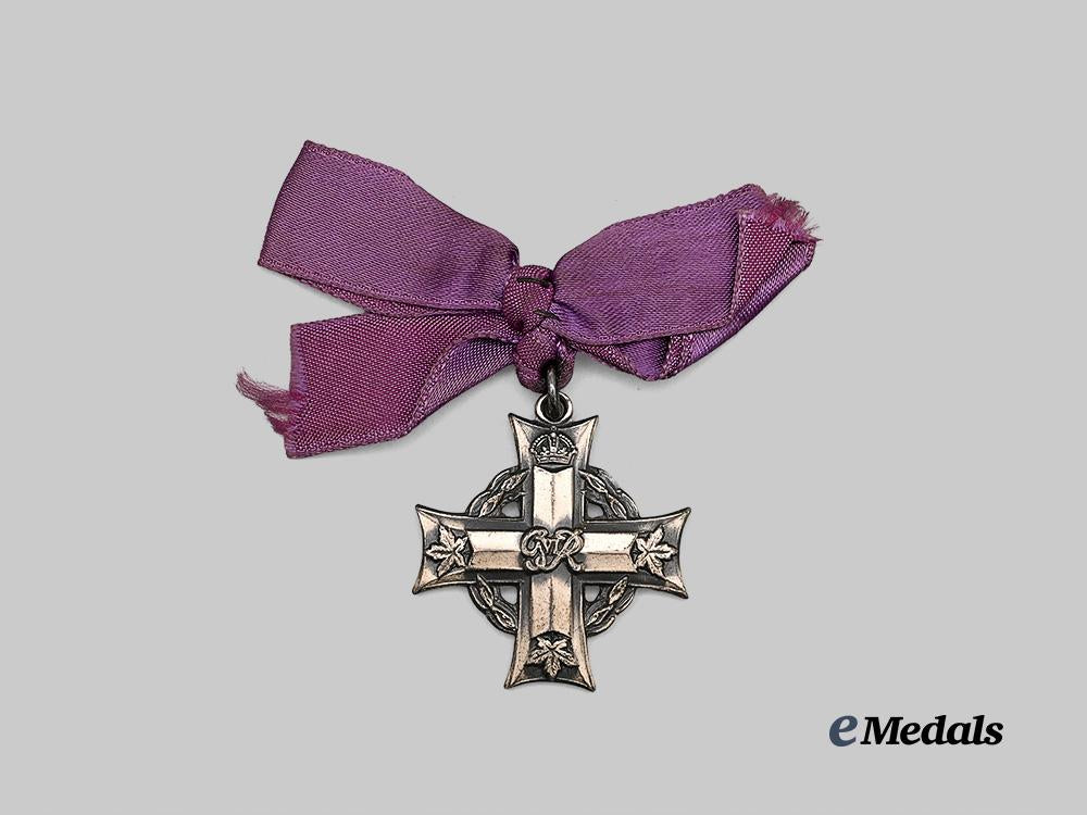 canada,_commonwealth._a_second_war_memorial_cross_to_pte._strathdee_e_medals__c7325_3