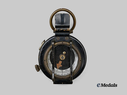 canada,_commonwealth._a_second_war_mk._i_x_prismatic_dry_compass,_canadian_kodak_company,1943_e_medals__c7352_2