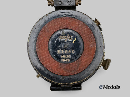 canada,_commonwealth._a_second_war_mk._i_x_prismatic_dry_compass,_canadian_kodak_company,1943_e_medals__c7352_7