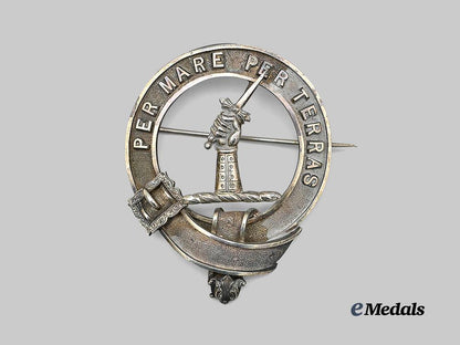 united_kingdom._a_mac_donald_clan_crest_bonnet_badge_e_medals__c7370_2