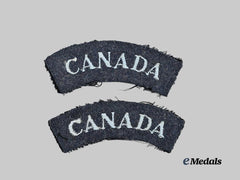 Canada, Commonwealth. A Pair of Canada Shoulder Titles
