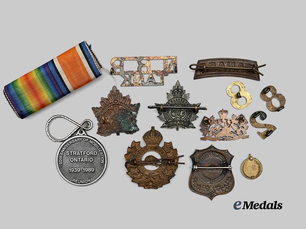 canada._a_mixed_lot_of_badges_and_insignia_e_medals__c7383_3