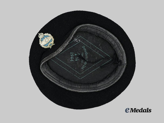 canada,_commonwealth._a_second_war_canadian_tank_beret,1944,_by_dorothea_hats_e_medals__c7390_2