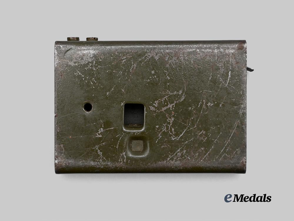 canada,_united_kingdom._a‘_booby_trap’_no.3_hinge_type_release_switch,1942_e_medals__c7392_4
