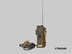 Canada, Commonwealth. A Second War Wireless Radio Set No. 27, by Rogers-Majestic, 1943
