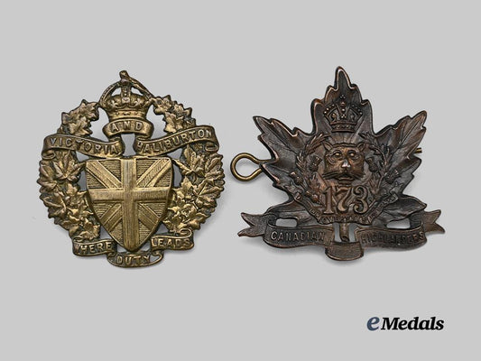 canada,_c_e_f._a_lot_of_two_cap_badges_e_medals__c7406_2