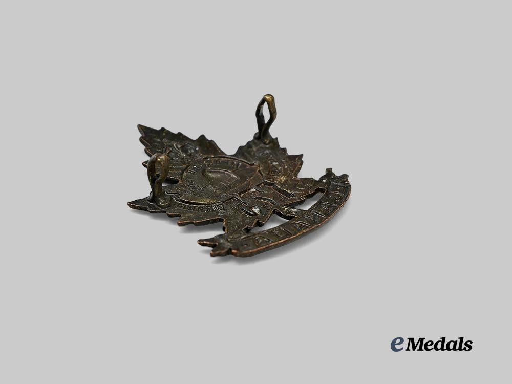 canada,_c_e_f._a175th_infantry_battalion"_medicine_hat_battalion"_cap_badge,_type_i_i_with"_overseas175_battalion"_e_medals__c7409_4